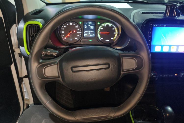 Used Roewe Clever 2021 302 km New Four-Seater Super-Efficient Version