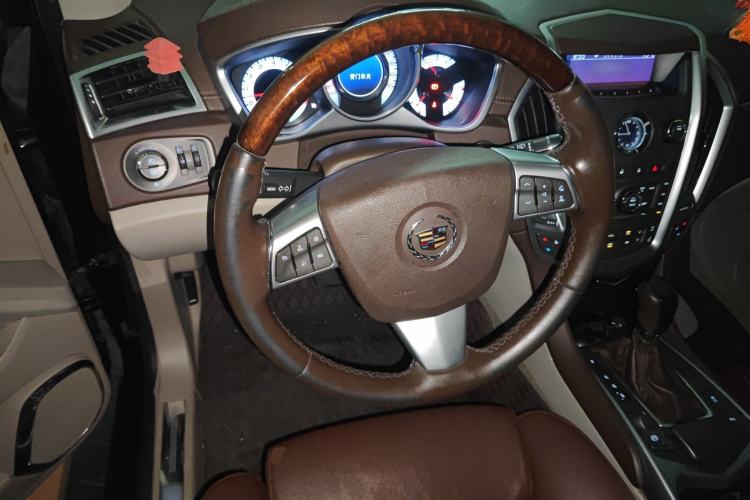 Used Cadillac SRX 2011 3.0L Luxury Model