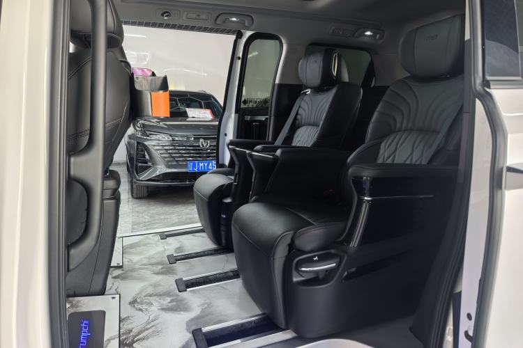 Used GAC Trumpchi M8 2024 Master Series 400T Prestige Edition