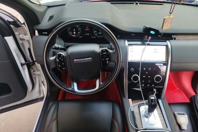 Used Land Rover Discovery Sport 2020 249 PS R-Dynamic Performance Edition Steering Wheel