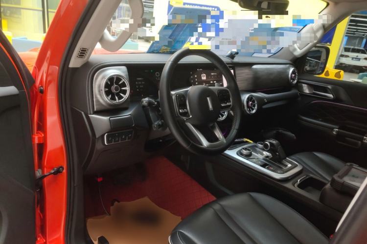 Used Tank 300 2021 Off-Road Edition 2.0T Conqueror Center Console