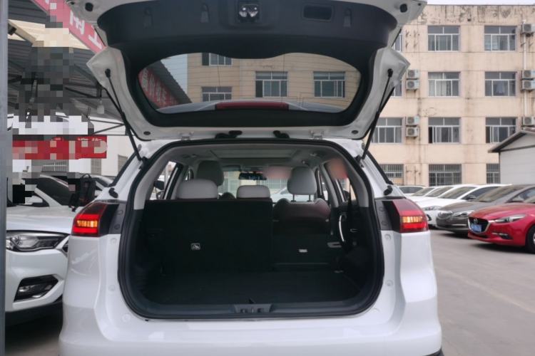 Used Geely Auto Emgrand X7 Sport 2022 1.8TD DCT Zhiya Trim Trunk