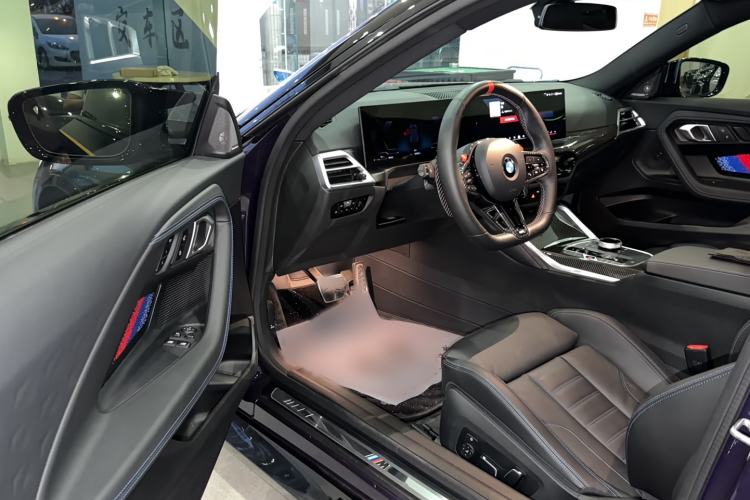 Used BMW 2 Series 2024 M240i Interior 1