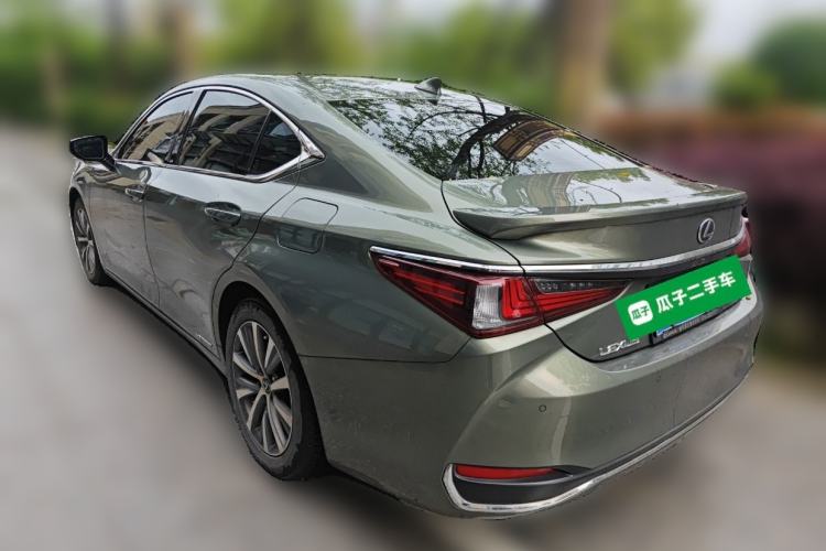 Used Lexus ES 2018 300h Premier Edition China VI Standard Rear Left 45 Deg