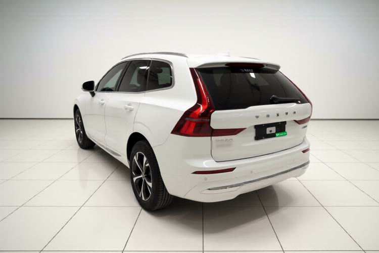 Used Volvo XC60 2026 B5 4x4 Smart Luxury Edition