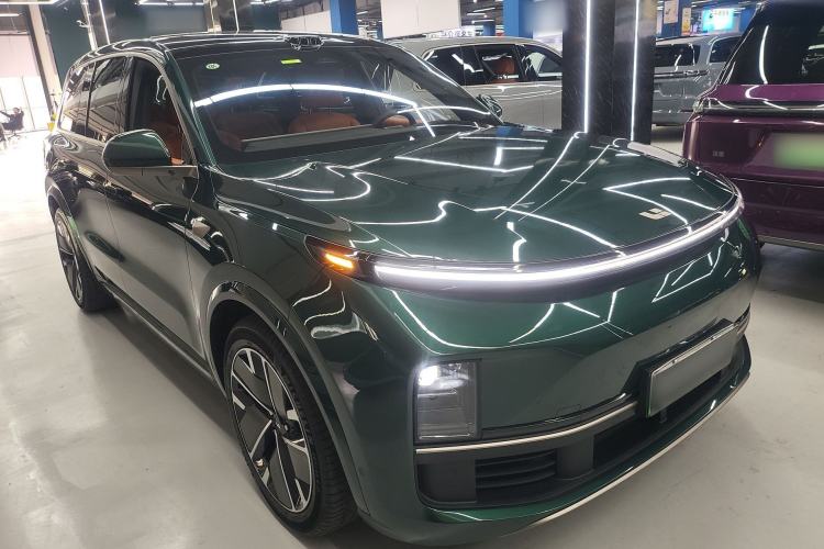 Used Li Auto L9 2025 Ultra Smart Refreshed Edition Front Right 45 Deg