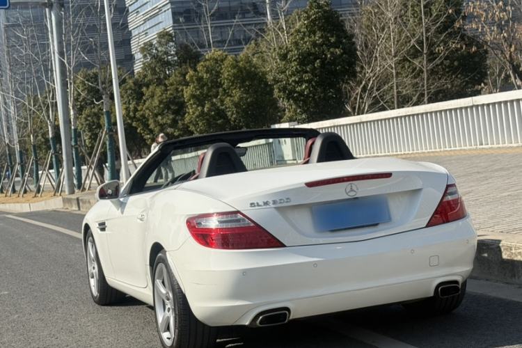 Used Mercedes-Benz SLK-Class 2011 SLK 200 Fashion Model