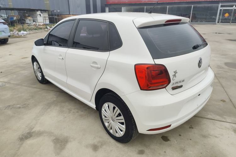 Used Volkswagen Polo 2016 1.6L Automatic Comfort Model
