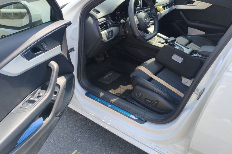 Used Audi A4L 2018 30th Anniversary Edition 40 TFSI Sport Edition