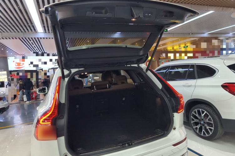 Used Volvo XC60 2022 B5 4x4 Smart Luxury Edition