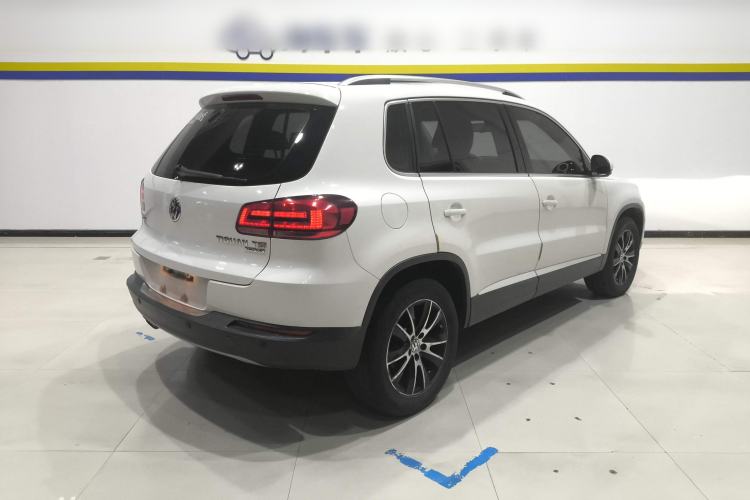 Used Volkswagen Tiguan L 2015 1.8TSI Automatic All-Wheel-Drive Luxury Model