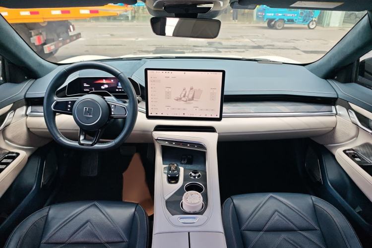 Used Zeekr 001 2021 Ultra-Long Range Dual-Motor YOU Version Center Console