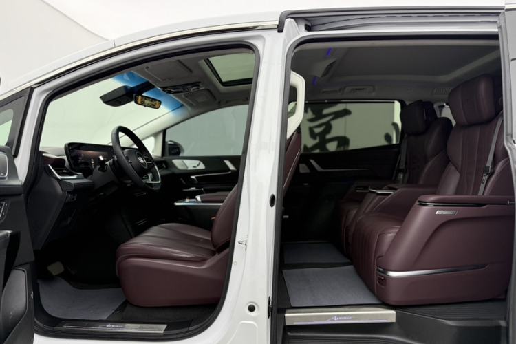 Used Buick Century 2023 2.0T Six-Seater Yinshi Edition
