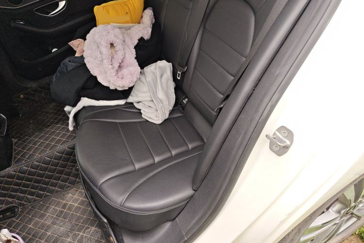 Used Mercedes-Benz C-Class 2019 C 180 L Fashion Edition Sport Version Left Rear Seat