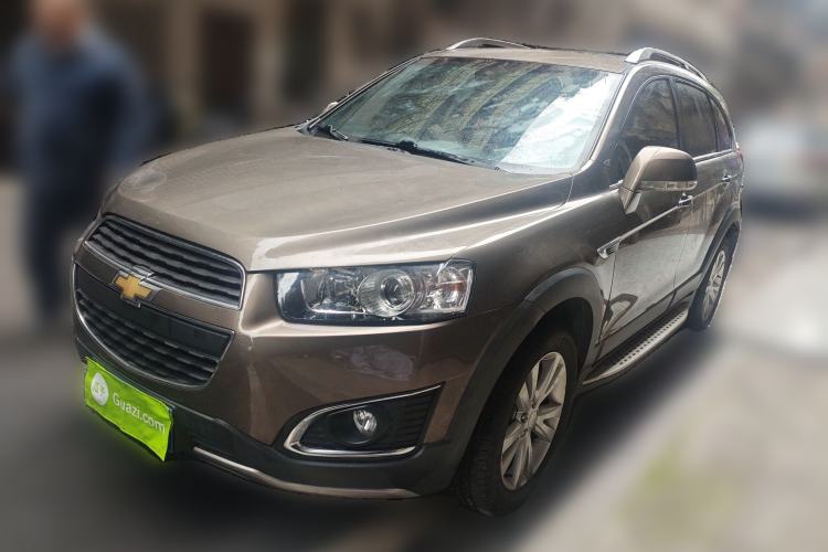 Used Chevrolet Captiva 2015 2.4L 4x4 Flagship Edition 7-Seater