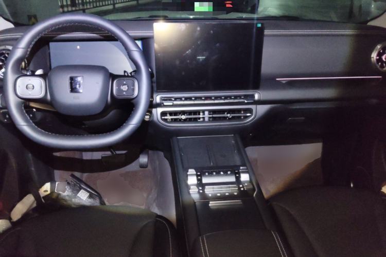 Used Tank 300 2025 2.0T Conqueror Center Console