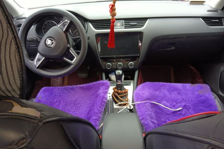 Used Skoda Octavia 2019 1.5L Automatic SmartDrive Comfort Edition China VI Standard