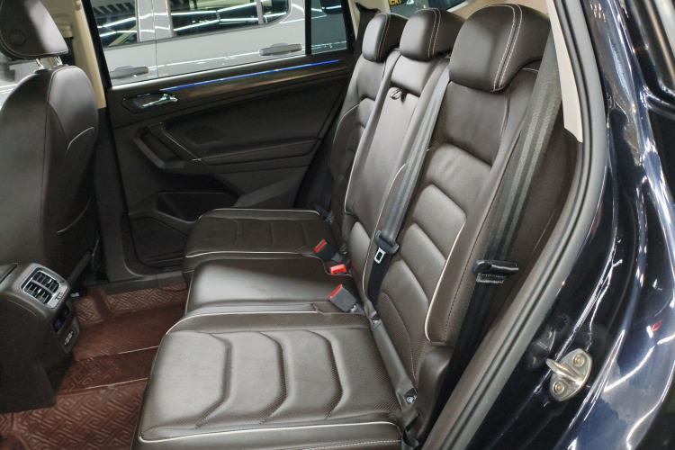 Used Volkswagen Tiguan L New Energy 2019 430 PHEV Hybrid Flagship Model Left Rear Seat