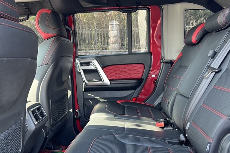 Used BAIC Off-Road BJ40 2023 2.0T Automatic Four-Wheel Drive Urban Hunter Edition Chivalrous Type