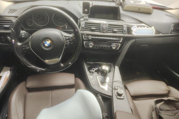 Used BMW 3 Series 2018 320Li Fashion Model Center Console