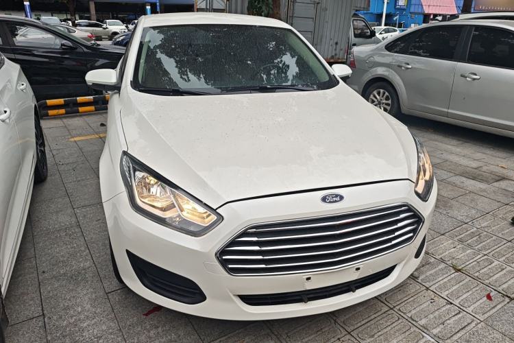 Used Ford Escort 2017 Revised Version 1.5L Manual Comfort Edition
