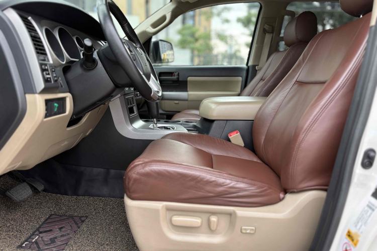 Used Toyota Sequoia 2015 5.7L Platinum U.S. Specification