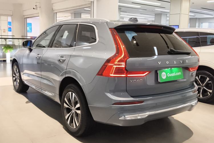 Used Volvo XC60 2023 B5 4x4 Smart Luxury Edition
