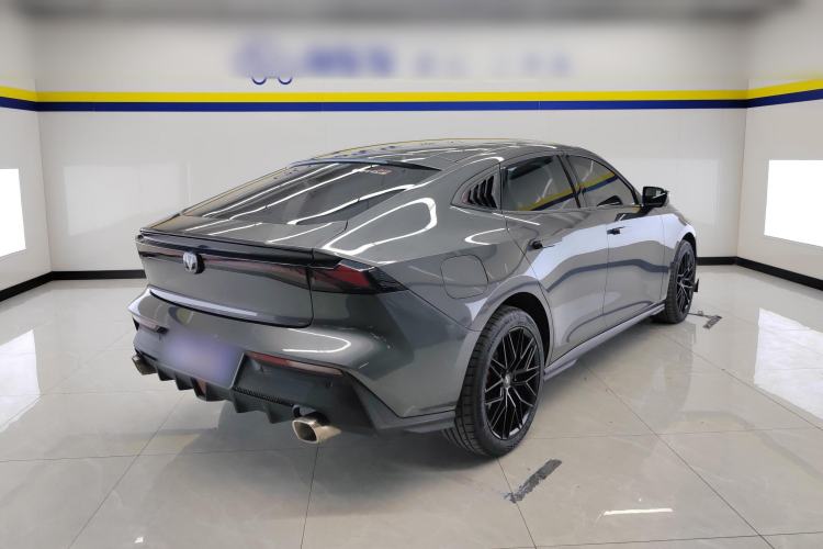 Used Changan UNI-V iDD 2023 ZhiDian iDD 1.5T 113km Smart & Fun Version