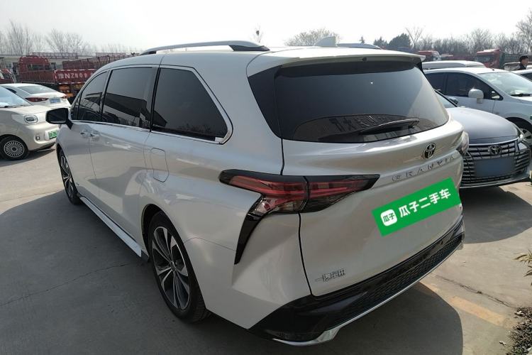 Used Toyota Granvia 2024 2.5L Hybrid Prestige ULTRA Edition
