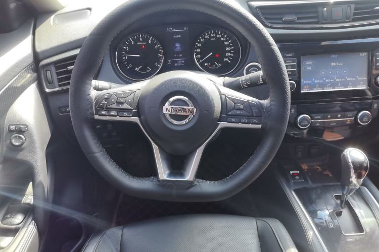 Used Nissan X-Trail 2017 2.5L CVT Luxury Edition 4WD
