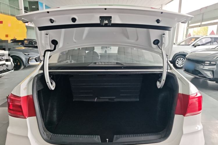 Used Volkswagen Santana 2021 1.5L Manual Fashion Edition Trunk