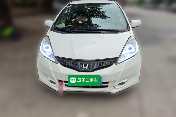 Used Honda Fit 2011 1.3L automatic comfort version