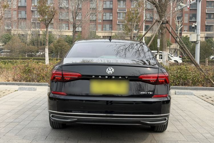 Used Volkswagen Passat 2019 280TSI Business Edition China VI Exterior 1