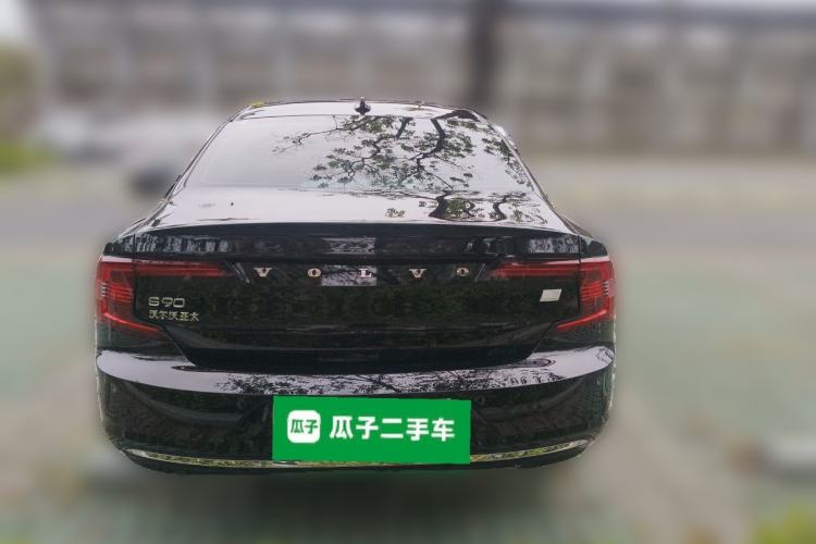 Used Volvo S90 New Energy 2023 T8 Plug-in Hybrid All-Wheel Drive Long-Range Zhiyi Luxury Edition Rear