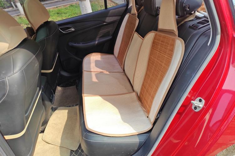 Used Roewe i5 2020 1.5L Automatic 4G Connect Luxury Flagship Edition Left Rear Seat