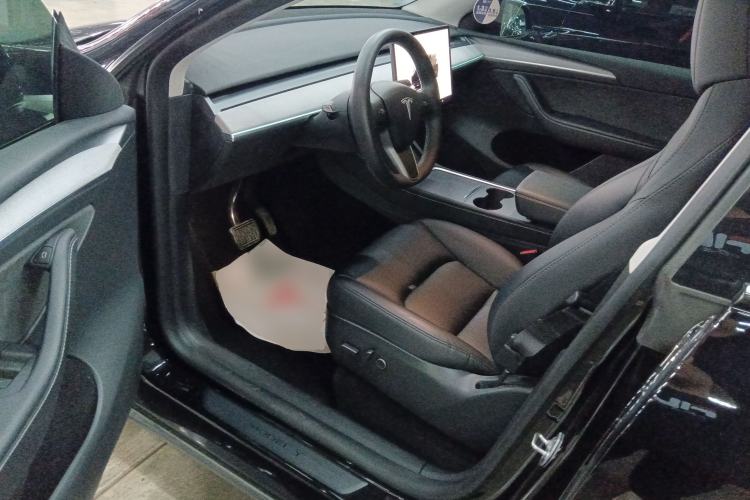 Used Tesla Model Y 2023 Rear-Wheel-Drive Version