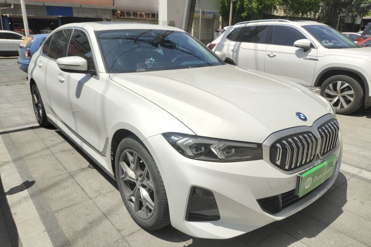 Used BMW i3 2022 eDrive 35 L Front Right 45 Deg