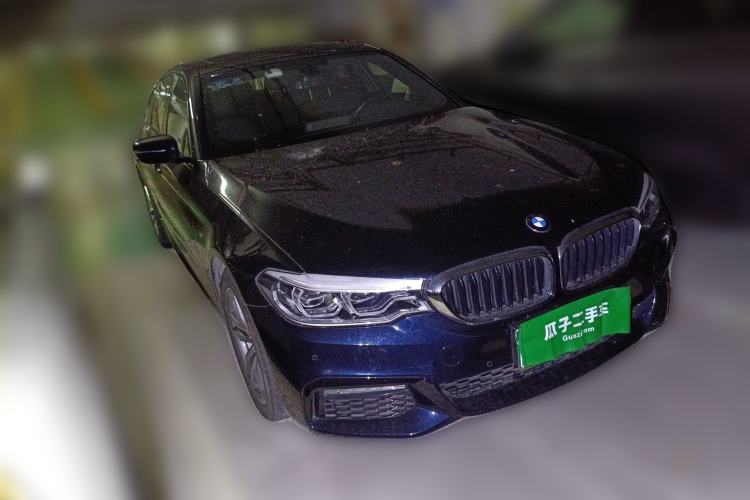 Used BMW 5 Series 2018 525Li M Sport Package Front Right 45 Deg