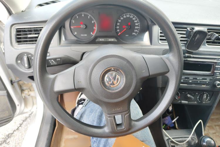 Used Volkswagen Santana 2013 1.6L Manual Fashion Edition Steering Wheel