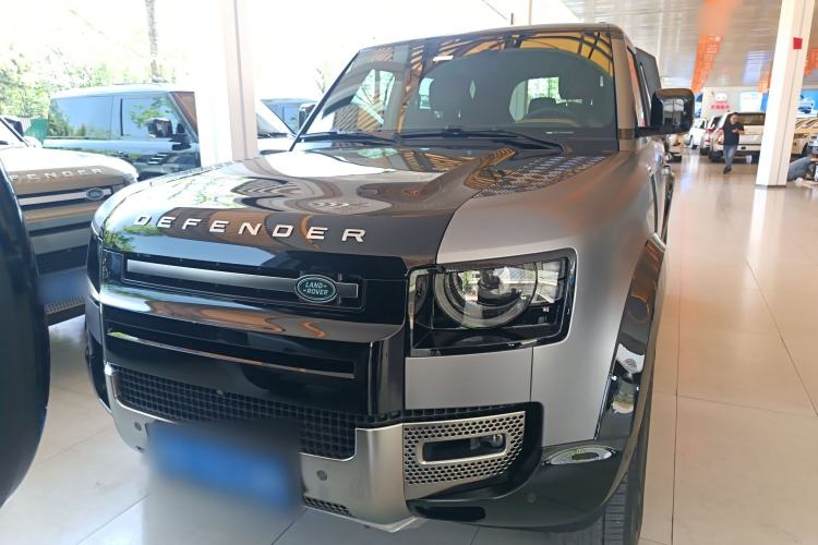 Used Land Rover Defender 2021 110 P400 X Front