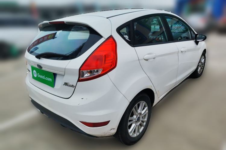 Used Ford Fiesta 2013 Hatchback 1.5L Manual Fashion Edition
