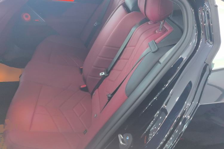 Used BMW 5 Series 2025 525Li M Sport Package