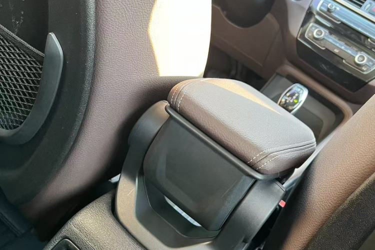 Used BMW X1 2020 sDrive25Li Leading Model
