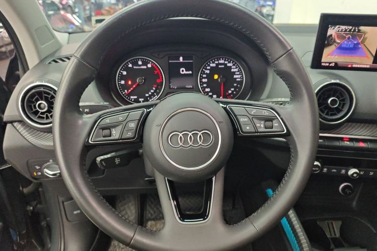Used Audi Q2L 2021 35 TFSI Fashion Dynamic Model
