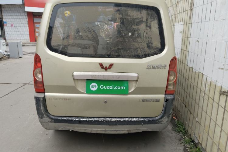 Used Wuling Rongguang 2011 1.2L Standard Version Rear
