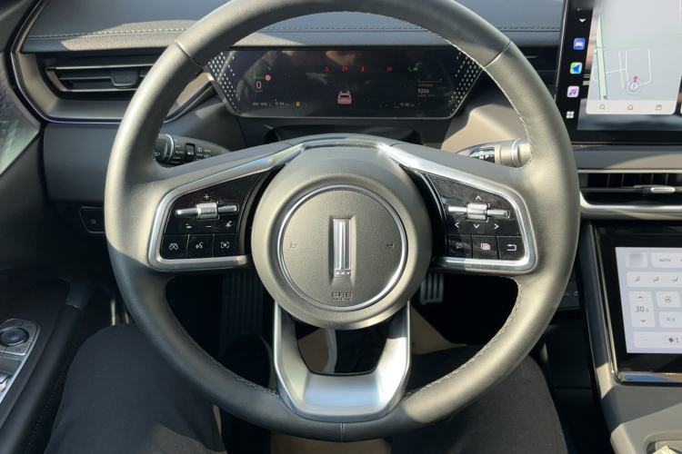 Used Wey Mocha New Energy 2024 Hi4 Four-Wheel Drive Long-Range Version
