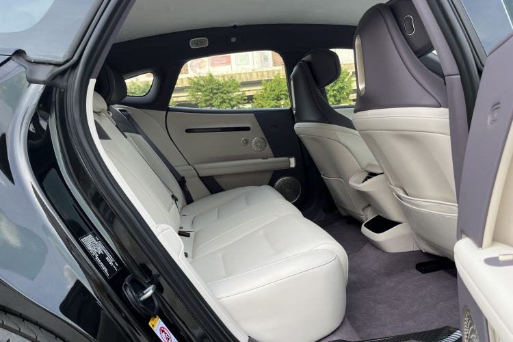 Used Avatr 06 2025 Max Extended-Range Edition
