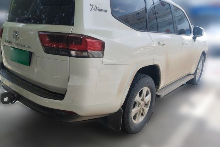 Used Toyota Land Cruiser 