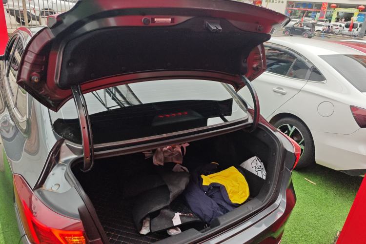 Used CHANGAN Eado 2024 PLUS Blue Whale NE 1.4T GDI DCT High-Energy Edition
