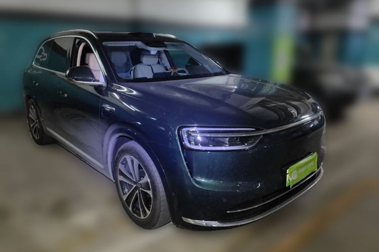 Used Hima AITO M7 2026 Model Range-Extending Max All-Wheel Drive 6-Seater Version Front Right 45 Deg